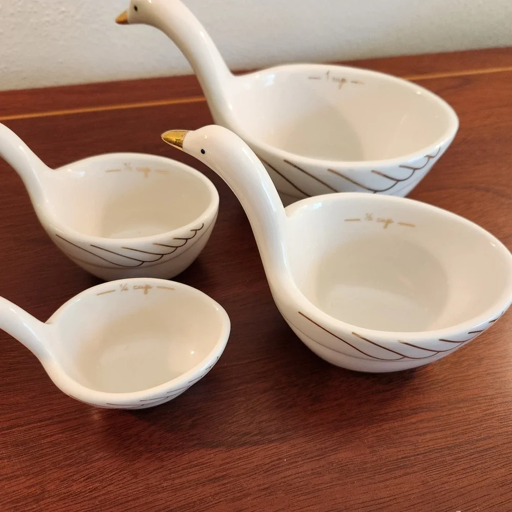 Anthropologie Swan Measuring Cups Set of 4 Goose Bird Cream Gold Ceramic